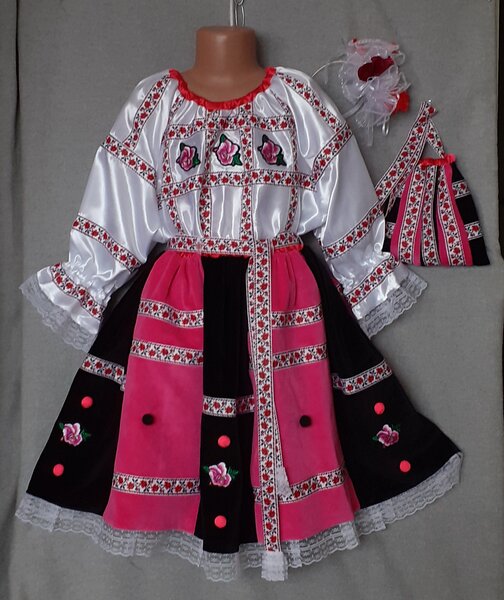 Costume populare pentru copii intre 3 si 17 ani