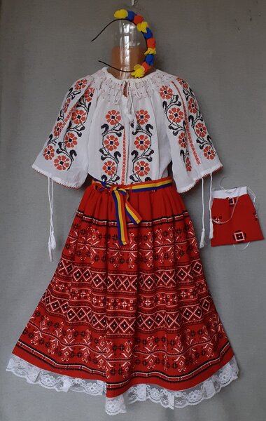 Costume populare pentru copii intre 3 si 17 ani