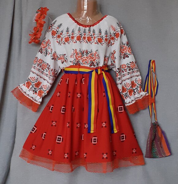 Costume populare pentru copii intre 3 si 17 ani