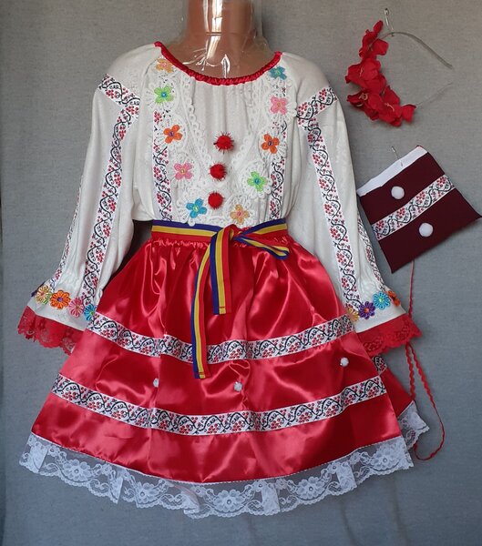 Costume populare pentru copii intre 3 si 17 ani