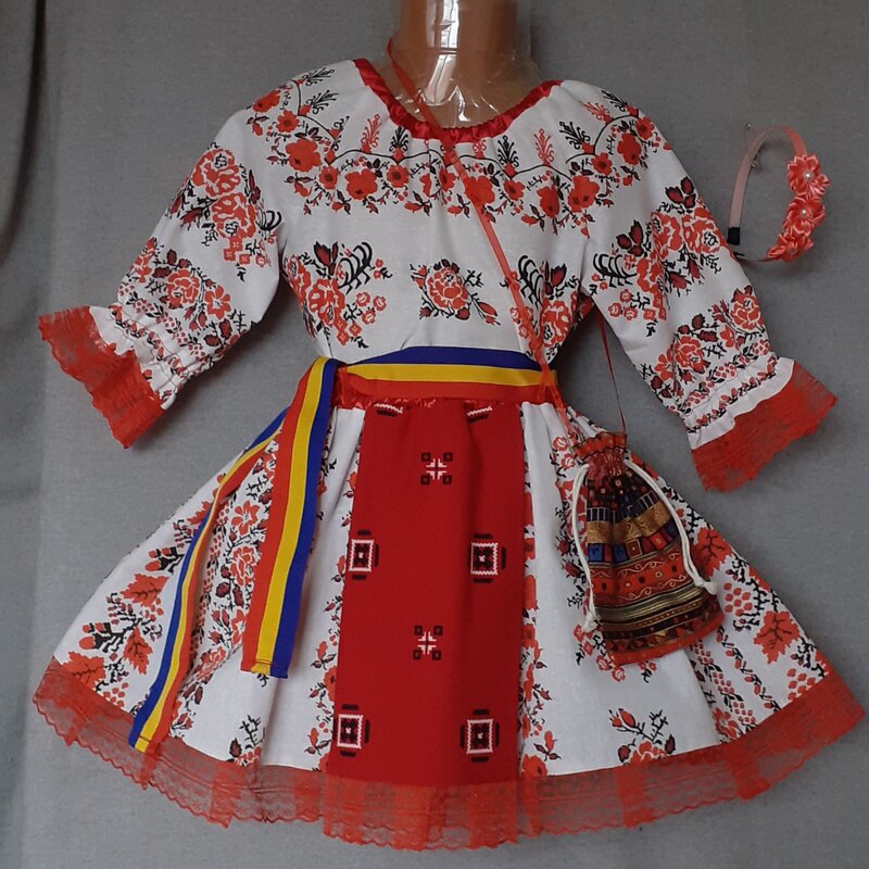 Costume populare pentru copii intre 3 si 17 ani